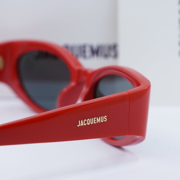 Jacquemus OVALO JAC/4 C8 Cat Eye Sunglasses - Red\\Grey main image 4